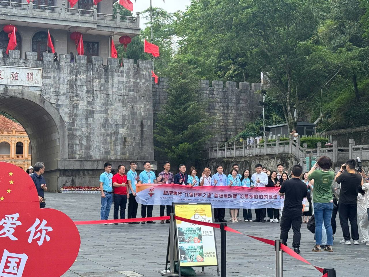 danh-sach-do-hoc-bong-csc-dai-hoc-trung-nam