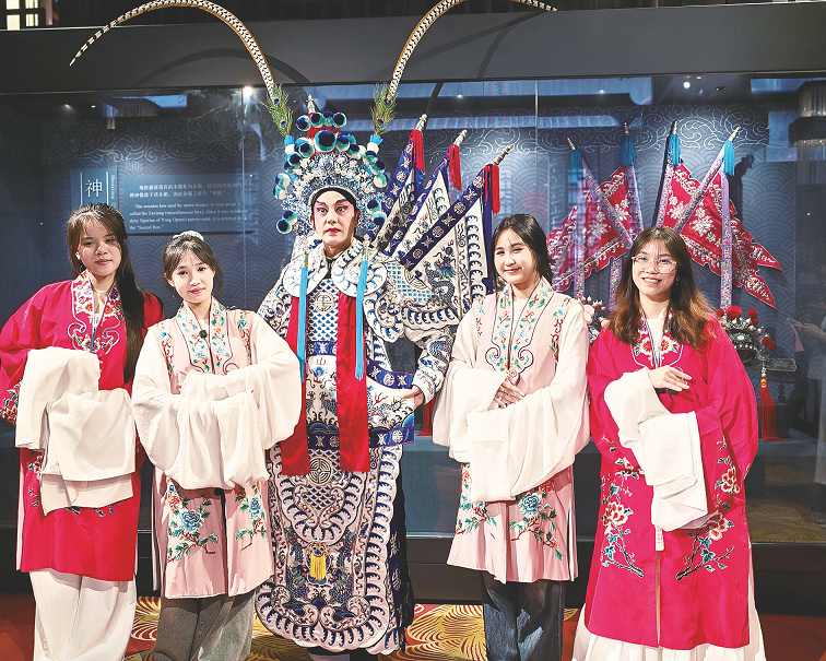 danh-sach-hoc-bong-khong-tu-online-dai-hoc-ngon-ngu-bac-kinh-2022